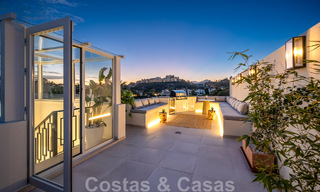 Lista para entrar a vivir! Casa adosada reformada contemporánea en venta con vistas al mar, en La Quinta en Benahavis - Marbella 49442 