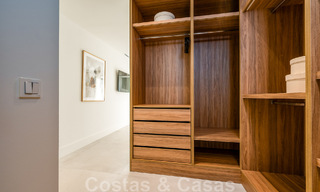 Lista para entrar a vivir! Casa adosada reformada contemporánea en venta con vistas al mar, en La Quinta en Benahavis - Marbella 49469 