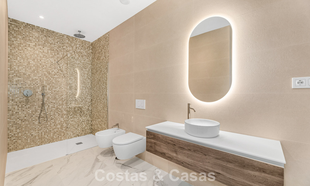 Villa de diseño en venta, cerca de campos de golf, en Benahavis - Marbella 783130