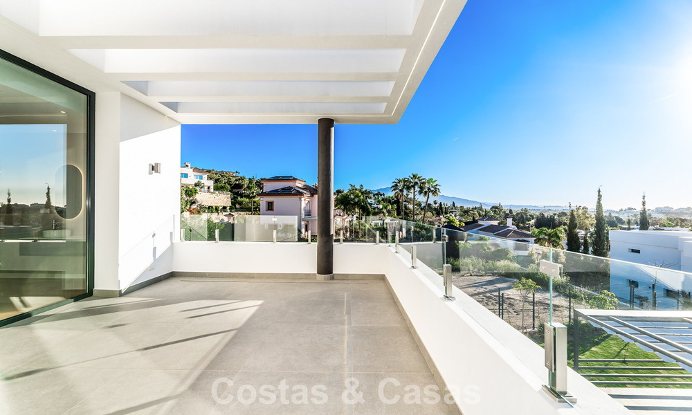 Villa de diseño en venta, cerca de campos de golf, en Benahavis - Marbella 783134