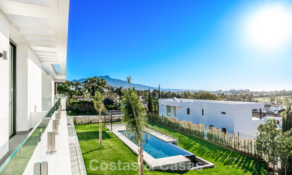 Villa de diseño en venta, cerca de campos de golf, en Benahavis - Marbella 783135