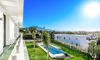 Villa de diseño en venta, cerca de campos de golf, en Benahavis - Marbella 783135 