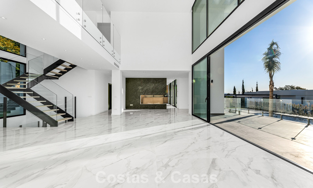 Villa de diseño en venta, cerca de campos de golf, en Benahavis - Marbella 783136