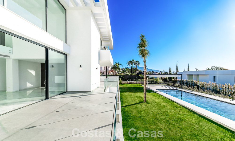 Villa de diseño en venta, cerca de campos de golf, en Benahavis - Marbella 783139