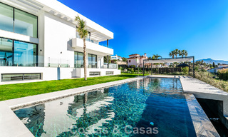 Villa de diseño en venta, cerca de campos de golf, en Benahavis - Marbella 783143 