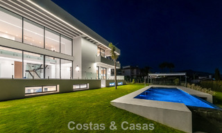 Villa de diseño en venta, cerca de campos de golf, en Benahavis - Marbella 783150 