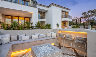Amplia villa de lujo en venta con impresionantes vistas al mar en una comunidad cerrada prominente en La Quinta en Benahavis - Marbella 63895 