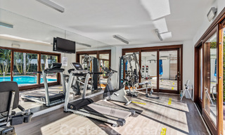 Se vende apartamento listo para entrar a vivir en exclusivo complejo de playa con vistas abiertas al mar a un paso del centro de Estepona 49295 