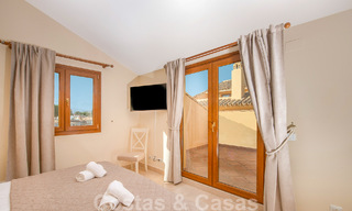 Amplio ático dúplex en venta con vistas al mar, cerca de todos los servicios en la Milla de Oro de Marbella 49634 