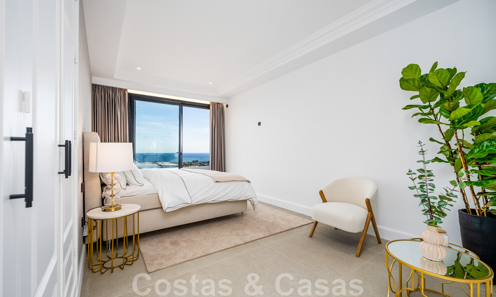Exclusiva villa de diseño con vistas panorámicas al mar en venta en un resort de golf de cinco estrellas en Marbella - Benahavis 48873