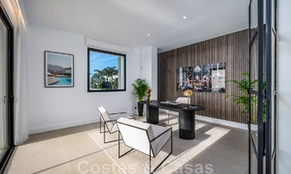 Exclusiva villa de diseño con vistas panorámicas al mar en venta en un resort de golf de cinco estrellas en Marbella - Benahavis 48879 
