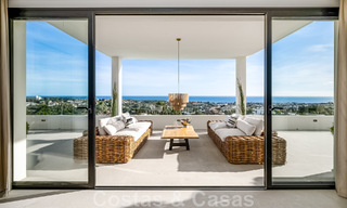 Exclusiva villa de diseño con vistas panorámicas al mar en venta en un resort de golf de cinco estrellas en Marbella - Benahavis 48887 