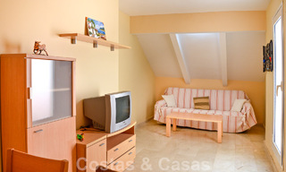 Encantadora casa adosada en venta en complejo en primera línea de playa al este del centro de Marbella 49678 