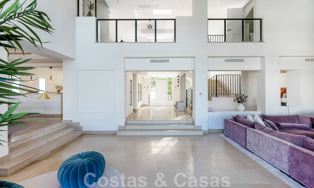 Elegante villa de lujo en venta en una urbanización cerrada en La Quinta, Benahavis - Marbella 50386