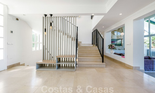 Elegante villa de lujo en venta en una urbanización cerrada en La Quinta, Benahavis - Marbella 50404 