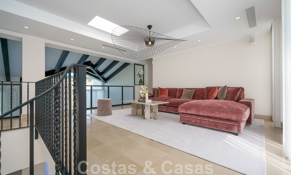 Elegante villa de lujo en venta en una urbanización cerrada en La Quinta, Benahavis - Marbella 50417