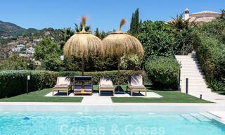 Elegante villa de lujo en venta en una urbanización cerrada en La Quinta, Benahavis - Marbella 50464 