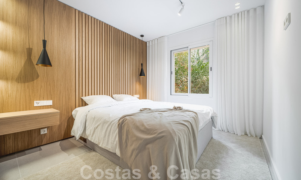 2 exclusivos apartamentos en venta con amplia terraza, piscina privada y vistas a La concha en Nueva Andalucia, Marbella 50109