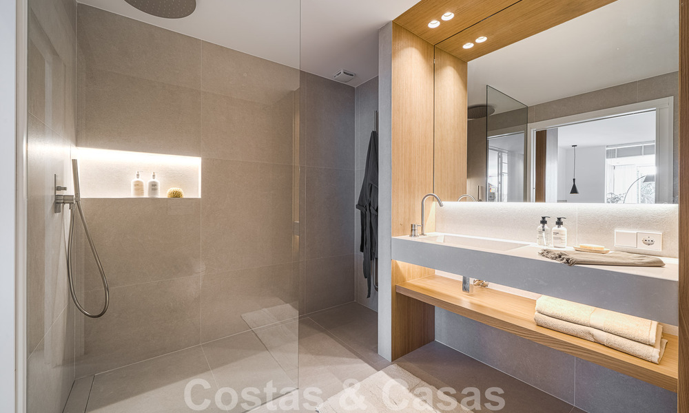 2 exclusivos apartamentos en venta con amplia terraza, piscina privada y vistas a La concha en Nueva Andalucia, Marbella 50115
