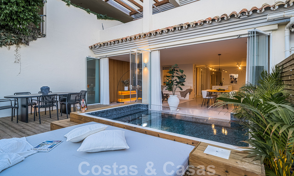 2 exclusivos apartamentos en venta con amplia terraza, piscina privada y vistas a La concha en Nueva Andalucia, Marbella 50123