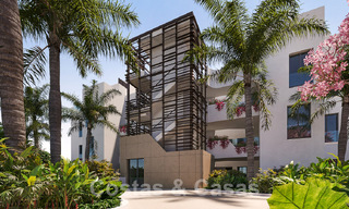 Nuevos y lujosos apartamentos de estilo contemporáneo en venta con amplias terrazas y vistas panorámicas en la Nueva Milla de Oro entre Marbella y Estepona 50057 