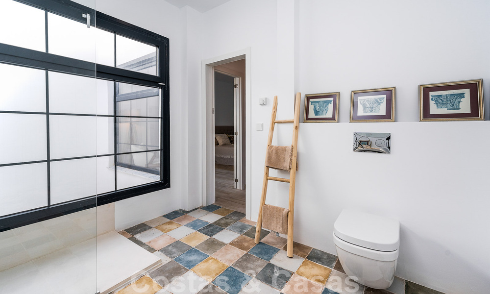 Magnífica casa adosada en venta a poca distancia de todos los servicios en el pintoresco casco antiguo de Estepona 49848