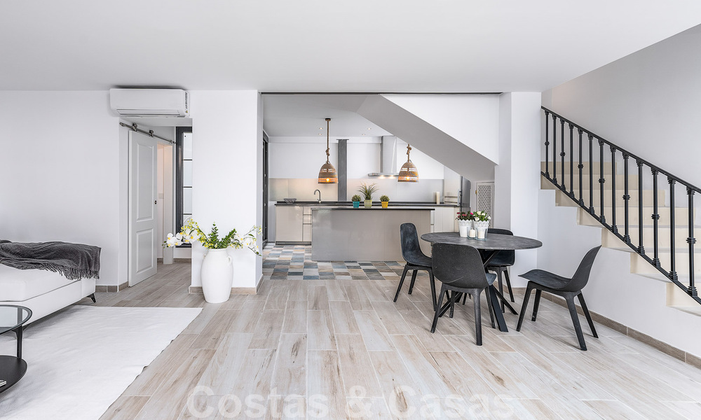 Magnífica casa adosada en venta a poca distancia de todos los servicios en el pintoresco casco antiguo de Estepona 49857