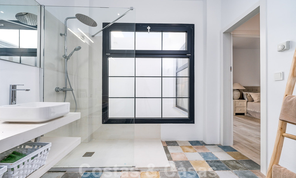 Magnífica casa adosada en venta a poca distancia de todos los servicios en el pintoresco casco antiguo de Estepona 49865