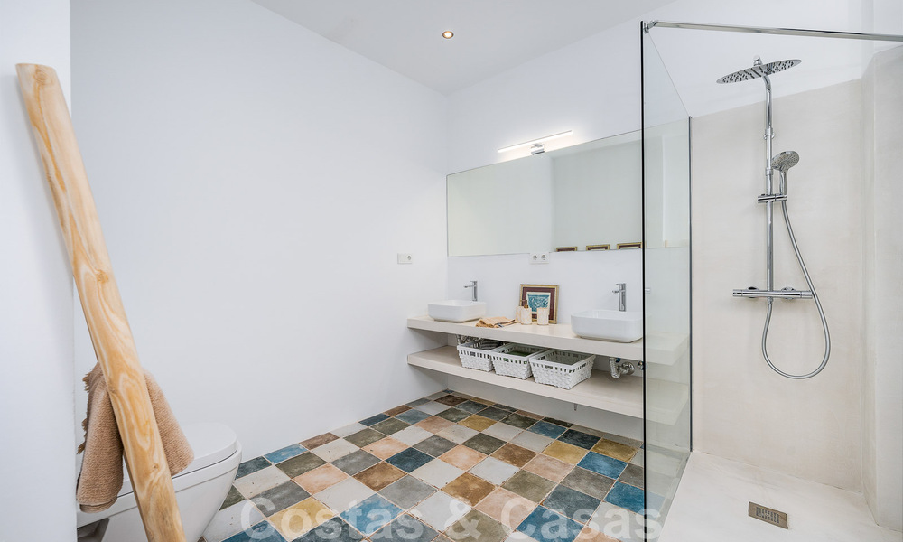 Magnífica casa adosada en venta a poca distancia de todos los servicios en el pintoresco casco antiguo de Estepona 49866