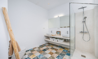 Magnífica casa adosada en venta a poca distancia de todos los servicios en el pintoresco casco antiguo de Estepona 49866 