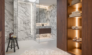 Muy encantador y espacioso ático de lujo en venta con vistas abiertas al mar desde el solárium en La Quinta, Benahavis - Marbella 49986 