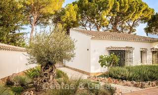 Encantadora villa de lujo en venta rodeada de belleza natural y al bordo de la playa de las dunas en Marbella 49694 