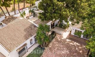 Encantadora villa de lujo en venta rodeada de belleza natural y al bordo de la playa de las dunas en Marbella 49696 