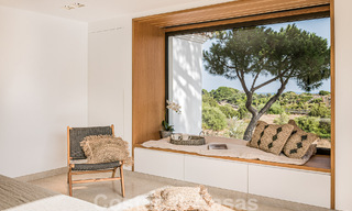 Encantadora villa de lujo en venta rodeada de belleza natural y al bordo de la playa de las dunas en Marbella 49699 