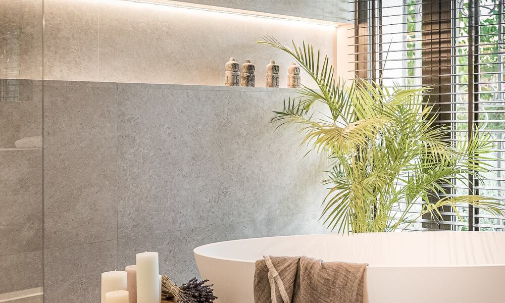 Encantadora villa de lujo en venta rodeada de belleza natural y al bordo de la playa de las dunas en Marbella 49702