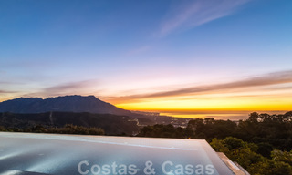 Villa mediterránea de lujo en venta con un toque contemporáneo e impresionantes vistas al mar en el exclusivo complejo La Zagaleta Golf, Benahavis - Marbella 49341 