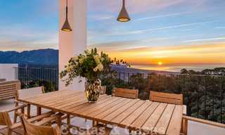 Villa mediterránea de lujo en venta con un toque contemporáneo e impresionantes vistas al mar en el exclusivo complejo La Zagaleta Golf, Benahavis - Marbella 49343 