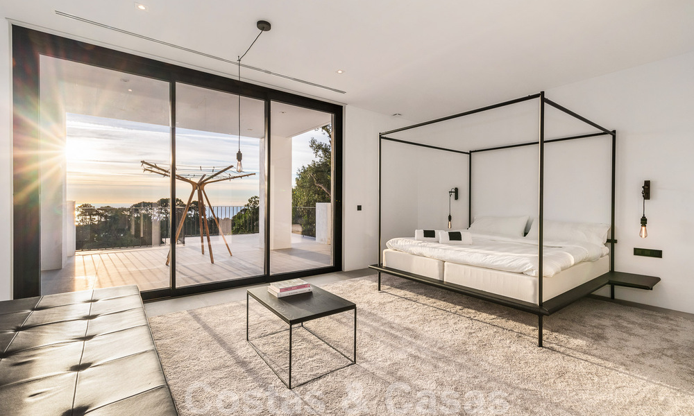 Villa mediterránea de lujo en venta con un toque contemporáneo e impresionantes vistas al mar en el exclusivo complejo La Zagaleta Golf, Benahavis - Marbella 49347