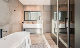 Villa mediterránea de lujo en venta con un toque contemporáneo e impresionantes vistas al mar en el exclusivo complejo La Zagaleta Golf, Benahavis - Marbella 49348 