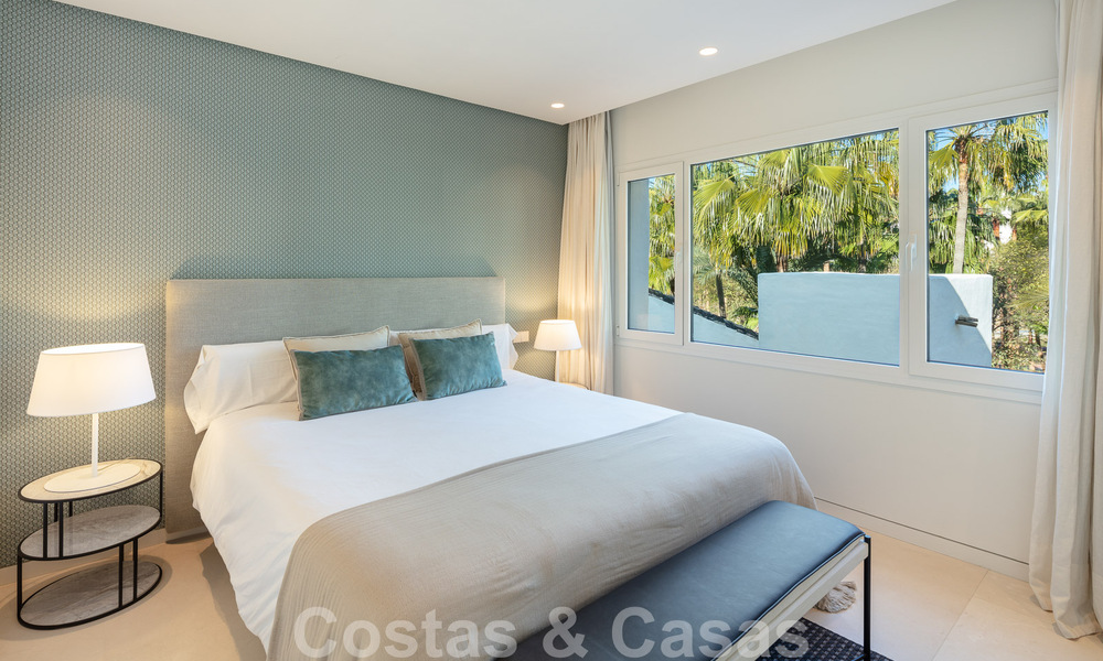 Magnífico ático con amplias terrazas en venta en el preferido Puente Romano, en la Milla de Oro, Marbella 49719