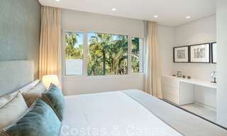 Magnífico ático con amplias terrazas en venta en el preferido Puente Romano, en la Milla de Oro, Marbella 49720 