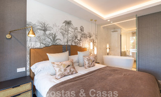 Sofisticado apartamento en venta a pocos pasos de la playa, situado en Puente Romano en la Milla de Oro de Marbella 49773 