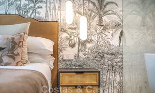 Sofisticado apartamento en venta a pocos pasos de la playa, situado en Puente Romano en la Milla de Oro de Marbella 49784 