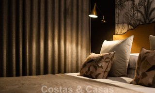 Sofisticado apartamento en venta a pocos pasos de la playa, situado en Puente Romano en la Milla de Oro de Marbella 49792 