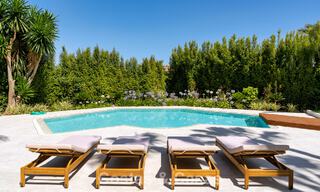 Mediterráneo, villa de lujo en venta en prestigiosa zona residencial rodeada de campos de golf del valle de Nueva Andalucía, Marbella 54154 