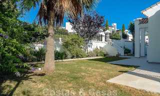 Espaciosa villa mediterránea en venta situada en una urbanización privilegiada de Nueva Andalucía, Marbella 50553 