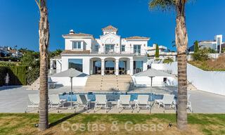 Espaciosa villa mediterránea en venta situada en una urbanización privilegiada de Nueva Andalucía, Marbella 50554 