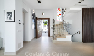 Espaciosa villa mediterránea en venta situada en una urbanización privilegiada de Nueva Andalucía, Marbella 50557 