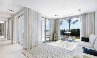Espaciosa villa mediterránea en venta situada en una urbanización privilegiada de Nueva Andalucía, Marbella 50570 