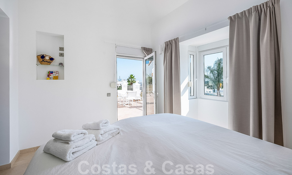 Espaciosa villa mediterránea en venta situada en una urbanización privilegiada de Nueva Andalucía, Marbella 50588